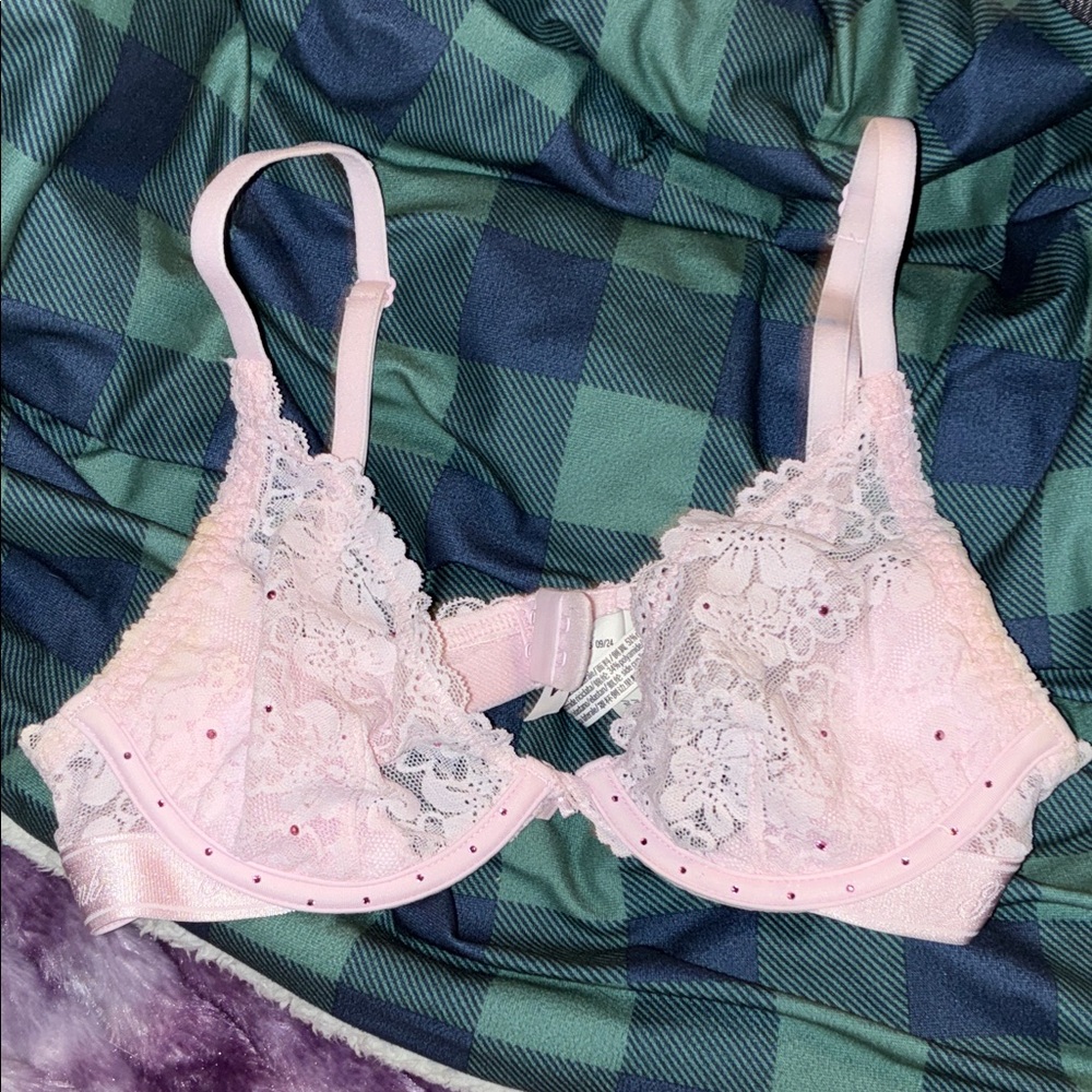 PINK Victoria's Secret Light Pink Lace Bra